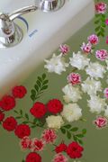 Scents shown with a picture of flowers
